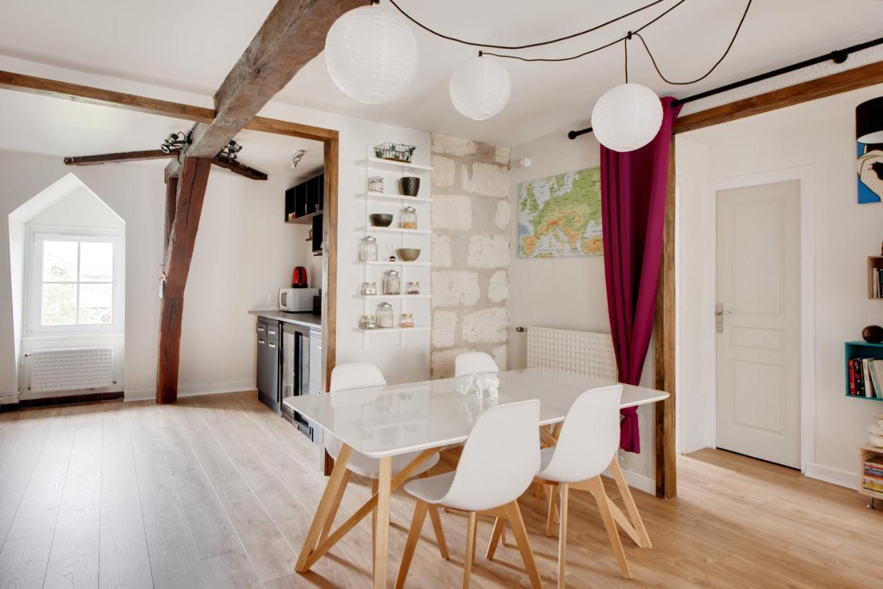 Apartamento Le Grand Mirebeau - Parking Prive Bourges Exterior foto